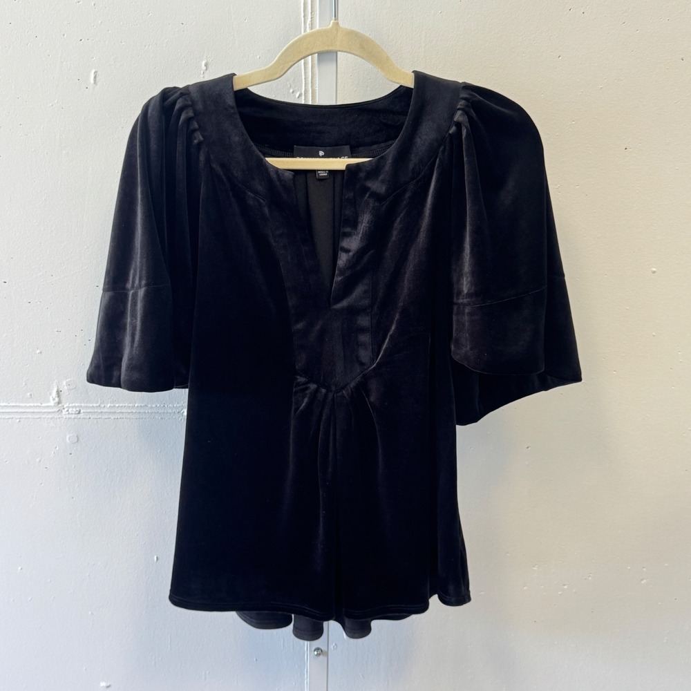 Pomander Place Velvet Flutter Sleeve Split Neck‎ Top XS Y22891T Black Relaxed